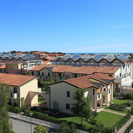 Altanea Residences Con Piscina Caorle Exterior photo