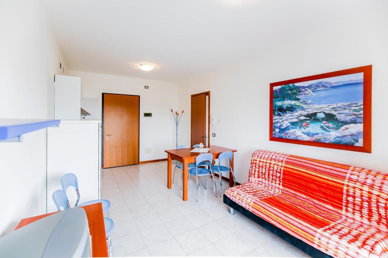 Altanea Residences Con Piscina Caorle Exterior photo