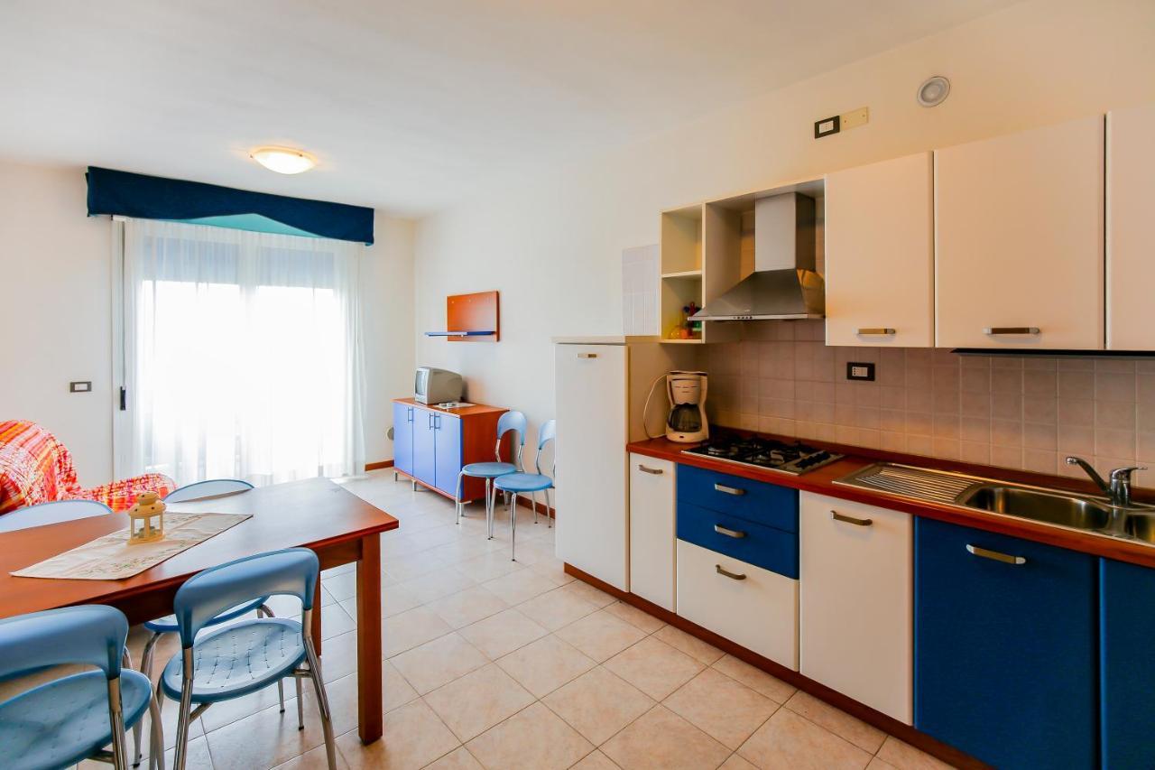 Altanea Residences Con Piscina Caorle Exterior photo