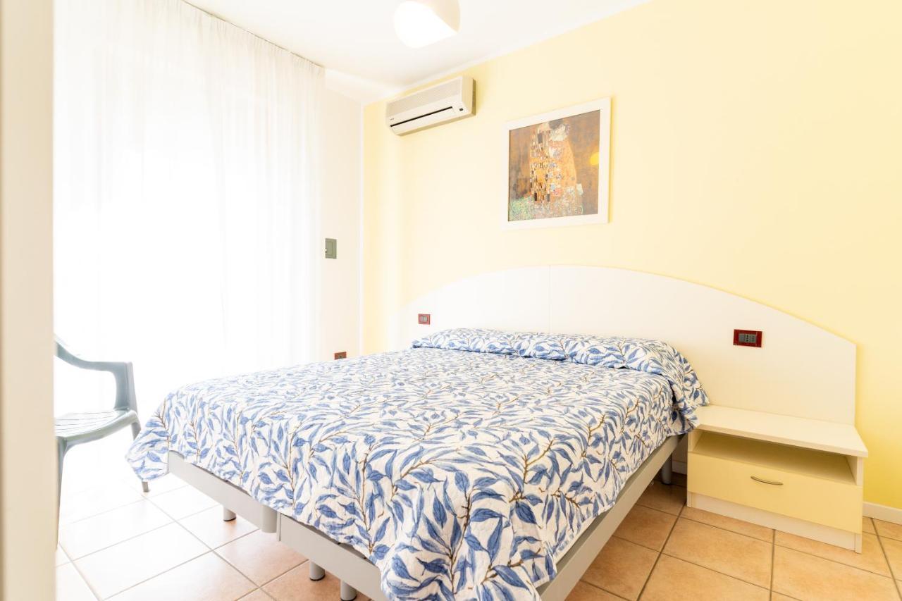 Altanea Residences Con Piscina Caorle Exterior photo