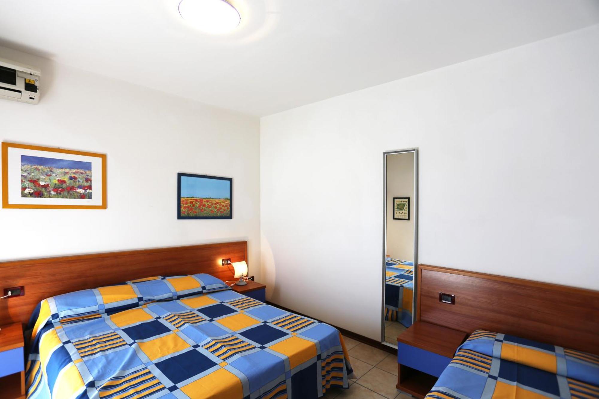 Altanea Residences Con Piscina Caorle Exterior photo