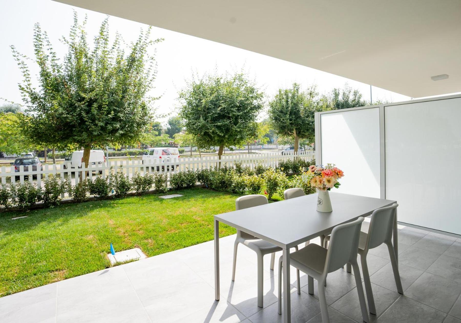 Altanea Residences Con Piscina Caorle Exterior photo